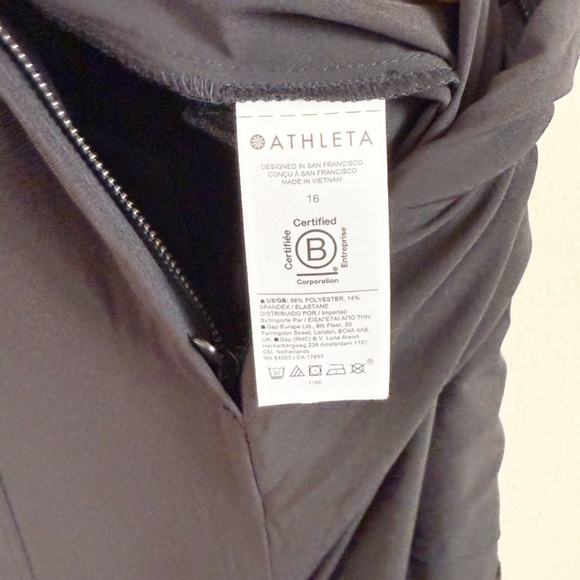 Athleta Brooklyn Black Utility Jumpsuit Size 16 - Picture 4 of 6